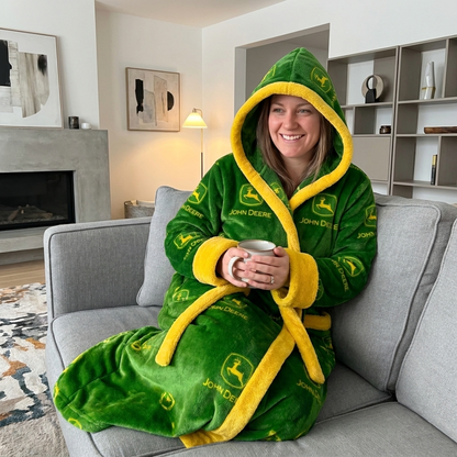 TheCozyFarmer™ Heated Robe